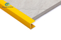 अल्युमीनियम यू प्रोफाइल वैद्युतकणसंचलन उपचार दीवार और फर्श की सजावट के लिए सोने का रंग
